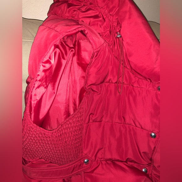 Marc New York size medium puffer vest by Andrew Marc. - Picture 9 of 10